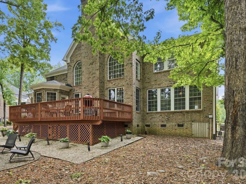 10508 Devonshire Drive, Huntersville, NC 28078.  MLS# CAR4380328, YatesRealty ID 21354. 