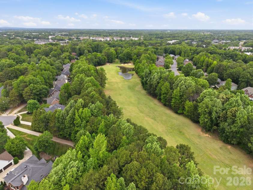 10508 Devonshire Drive, Huntersville, NC 28078.  MLS# CAR4380328, YatesRealty ID 21354. 