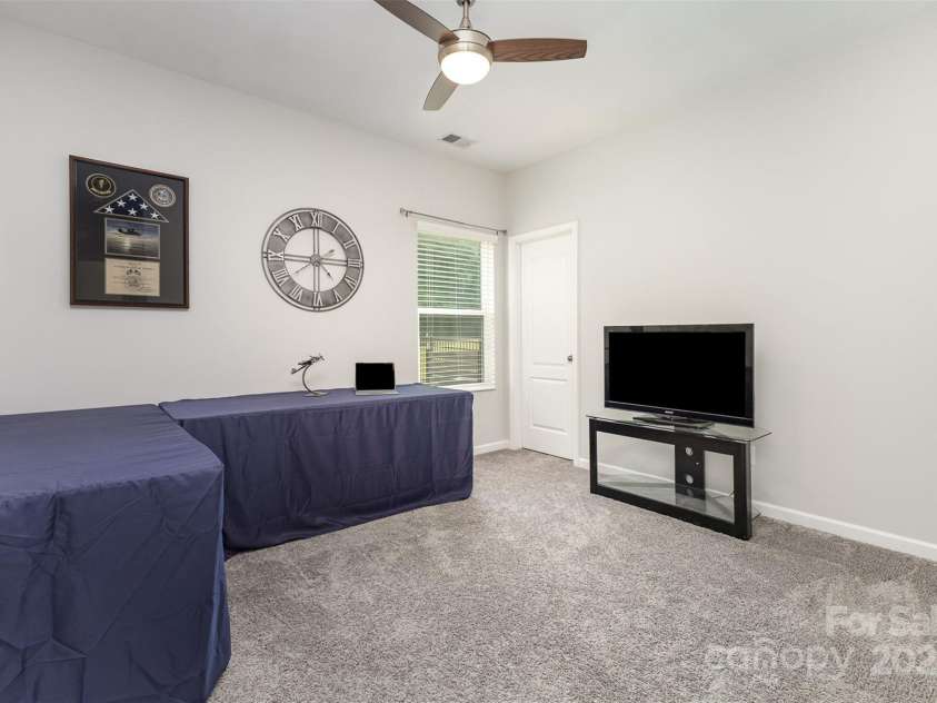 6007 Eleanor Rigby Road, Charlotte, NC 28278.  MLS# CAR4268118, YatesRealty ID 21354. 2nd Bedroom or Office