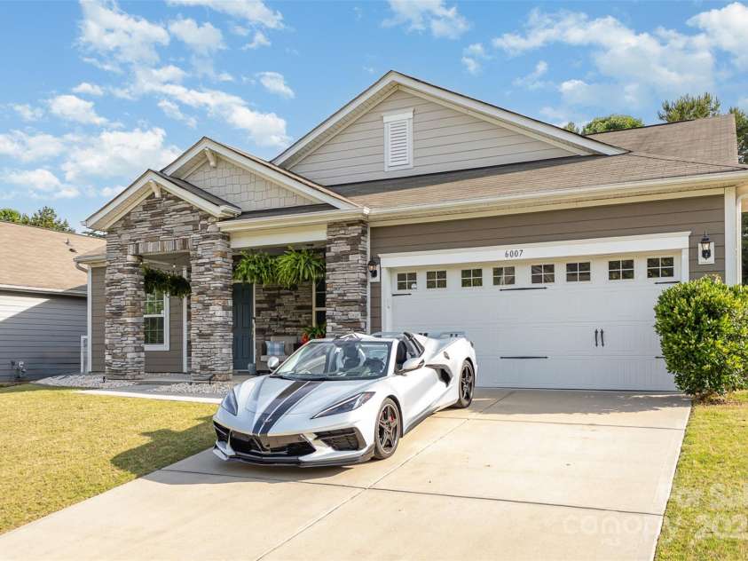 6007 Eleanor Rigby Road, Charlotte, NC 28278.  MLS# CAR4268118, YatesRealty ID 21354. 