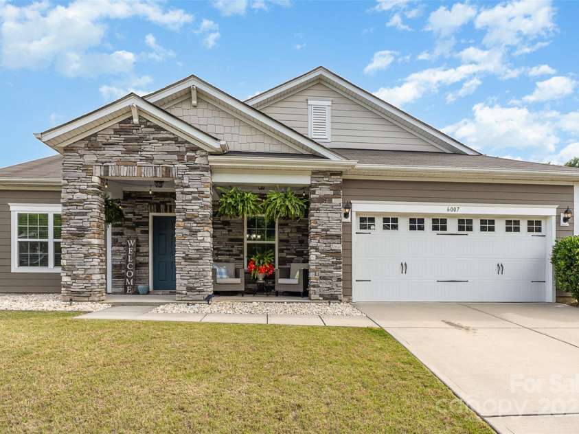 6007 Eleanor Rigby Road, Charlotte, NC 28278.  MLS# CAR4268118, YatesRealty ID 21354. 