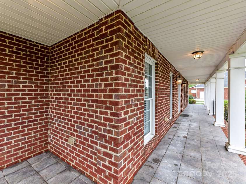 1902 Windmere Drive, Monroe, NC 28110.  MLS# CAR4243366, YatesRealty ID 21355. 