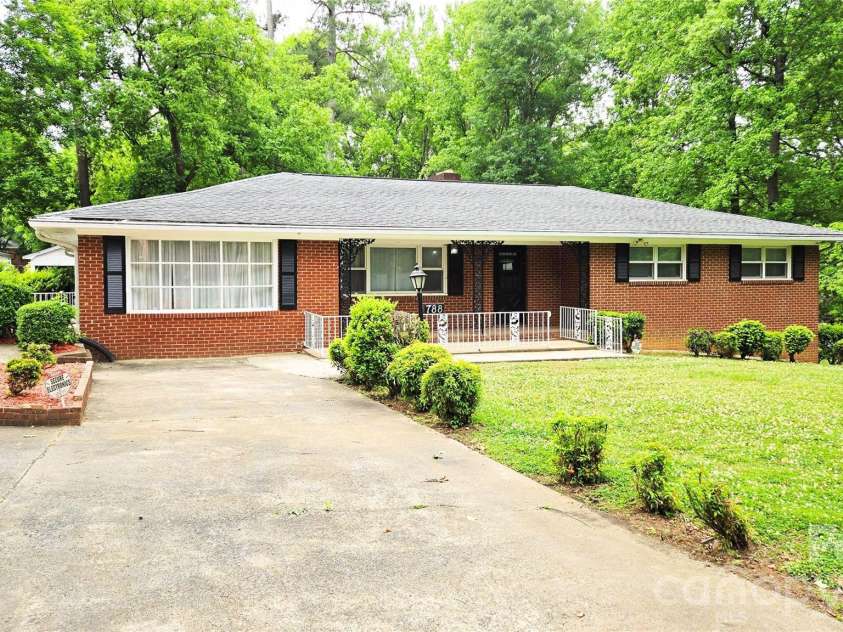 788 Kenmore Street, Shelby, NC 28150.  MLS# CAR4378581, YatesRealty ID 21355. Front