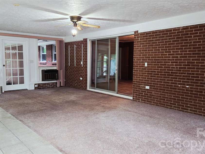788 Kenmore Street, Shelby, NC 28150.  MLS# CAR4378581, YatesRealty ID 21355. Sunroom