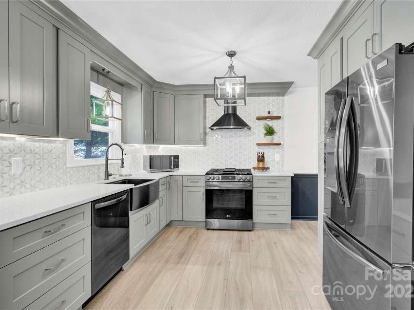 1308 Spring Lake Drive, Gastonia, NC 28054.  MLS# CAR4240599, YatesRealty ID 21356. 