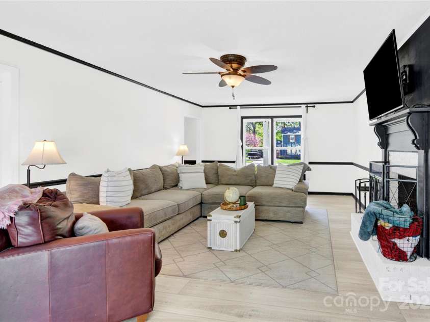 1308 Spring Lake Drive, Gastonia, NC 28054.  MLS# CAR4240599, YatesRealty ID 21356. 