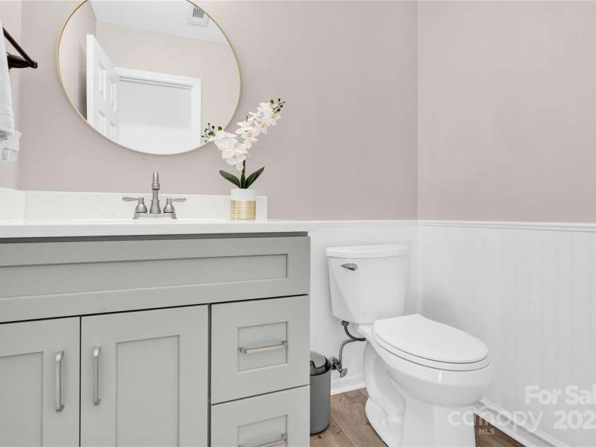 1308 Spring Lake Drive, Gastonia, NC 28054.  MLS# CAR4240599, YatesRealty ID 21356. 