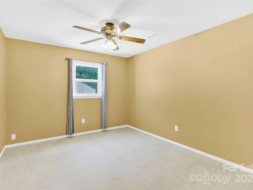 1308 Spring Lake Drive, Gastonia, NC 28054.  MLS# CAR4240599, YatesRealty ID 21356. 