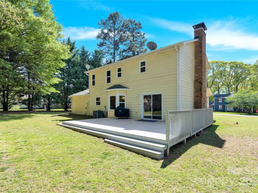 1308 Spring Lake Drive, Gastonia, NC 28054.  MLS# CAR4240599, YatesRealty ID 21356. 