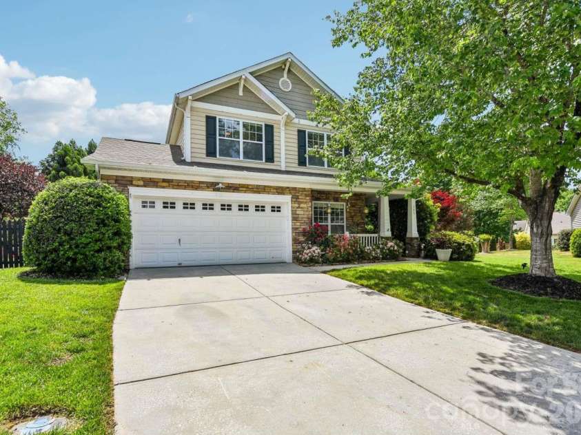 541 Marblewood Court, Fort Mill, SC 29708.  MLS# CAR4380947, YatesRealty ID 21356. 
