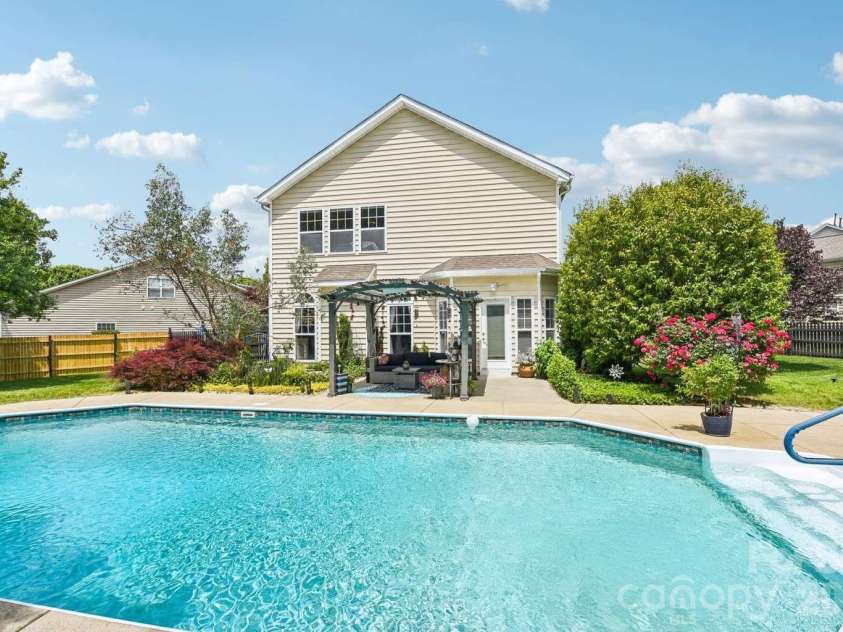541 Marblewood Court, Fort Mill, SC 29708.  MLS# CAR4380947, YatesRealty ID 21356. 