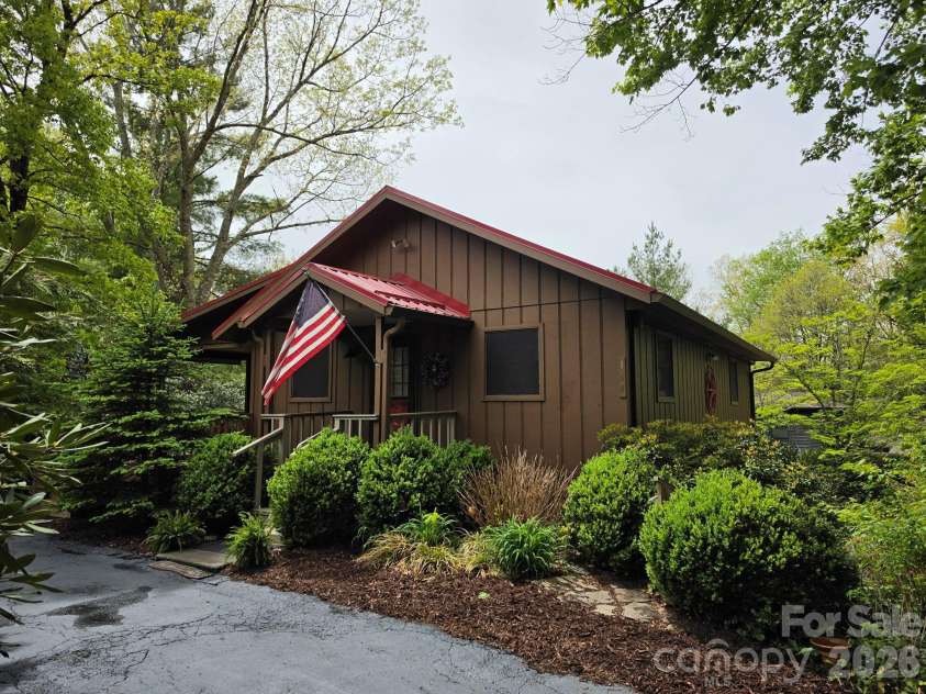 164 Rocky Meadows Road, Newland, NC 28657.  MLS# CAR4380101, YatesRealty ID 21357. 