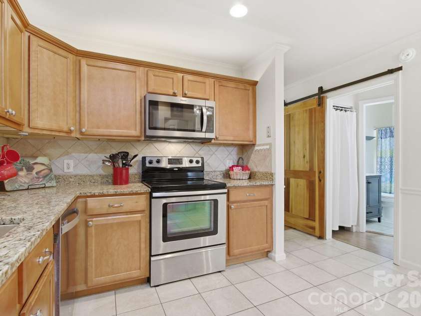 164 Rocky Meadows Road, Newland, NC 28657.  MLS# CAR4380101, YatesRealty ID 21357. 