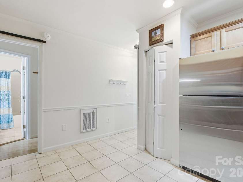 164 Rocky Meadows Road, Newland, NC 28657.  MLS# CAR4380101, YatesRealty ID 21357. 