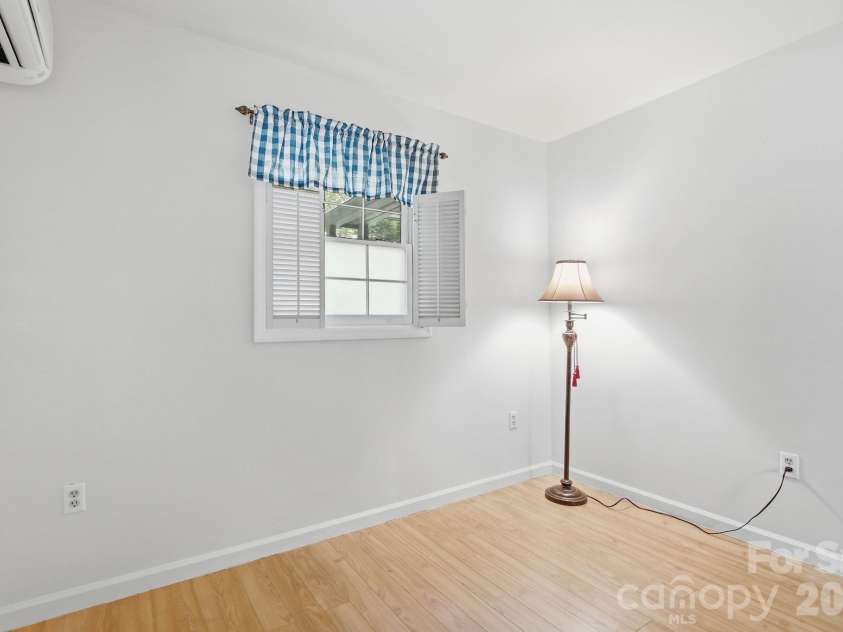 164 Rocky Meadows Road, Newland, NC 28657.  MLS# CAR4380101, YatesRealty ID 21357. 