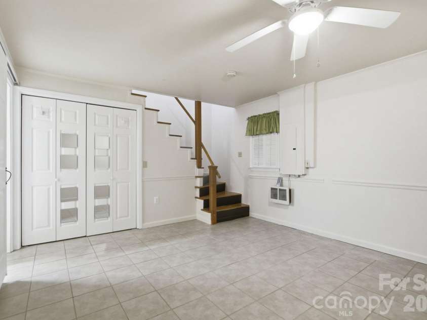164 Rocky Meadows Road, Newland, NC 28657.  MLS# CAR4380101, YatesRealty ID 21357. 