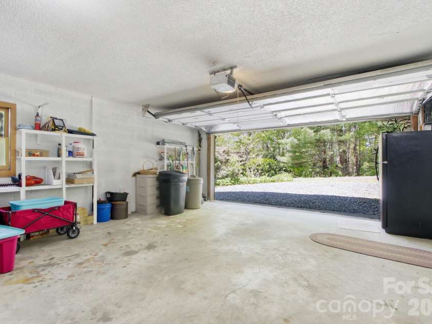 164 Rocky Meadows Road, Newland, NC 28657.  MLS# CAR4380101, YatesRealty ID 21357. 