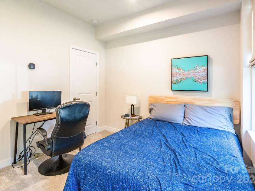 819 Anderson Street, Charlotte, NC 28205.  MLS# CAR4267460, YatesRealty ID 21357. 
