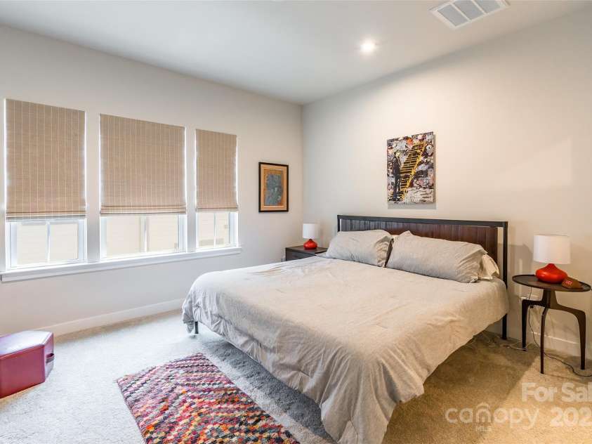 819 Anderson Street, Charlotte, NC 28205.  MLS# CAR4267460, YatesRealty ID 21357. 