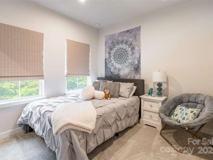 819 Anderson Street, Charlotte, NC 28205.  MLS# CAR4267460, YatesRealty ID 21357. 