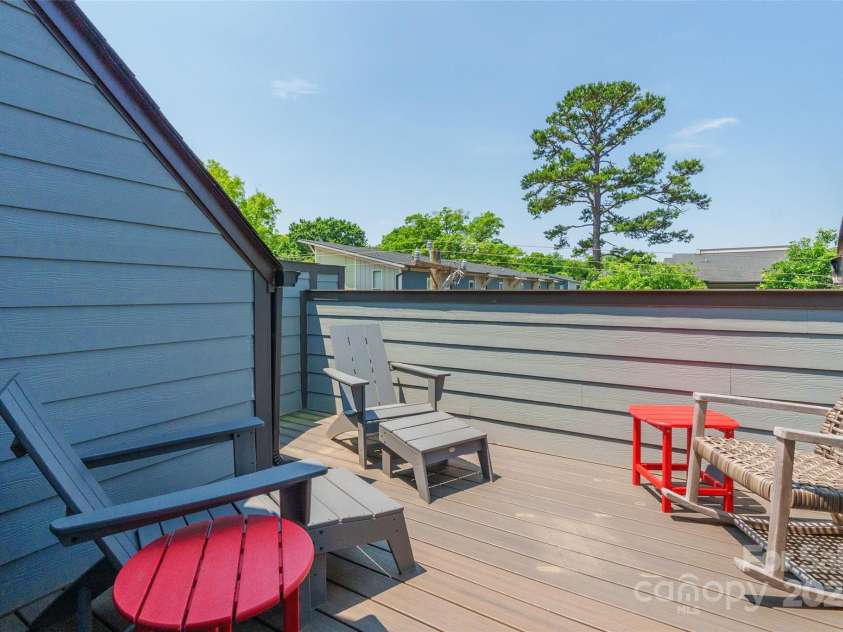 819 Anderson Street, Charlotte, NC 28205.  MLS# CAR4267460, YatesRealty ID 21357. 