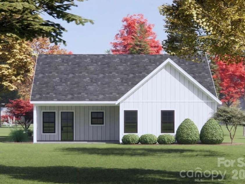 212 Knollwood Circle, Albemarle, NC 28001.  MLS# CAR4381345, YatesRealty ID 21358. 