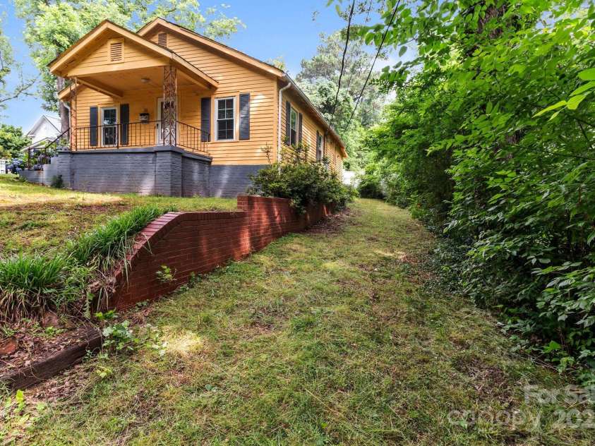 310 Spencer Avenue, Spencer, NC 28159.  MLS# CAR4264159, YatesRealty ID 21358. 