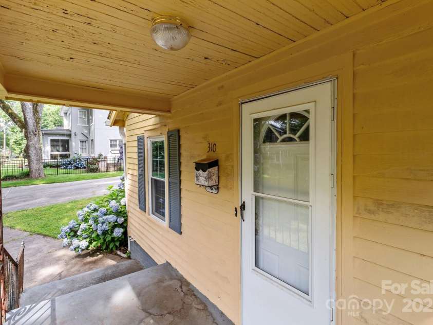 310 Spencer Avenue, Spencer, NC 28159.  MLS# CAR4264159, YatesRealty ID 21358. 