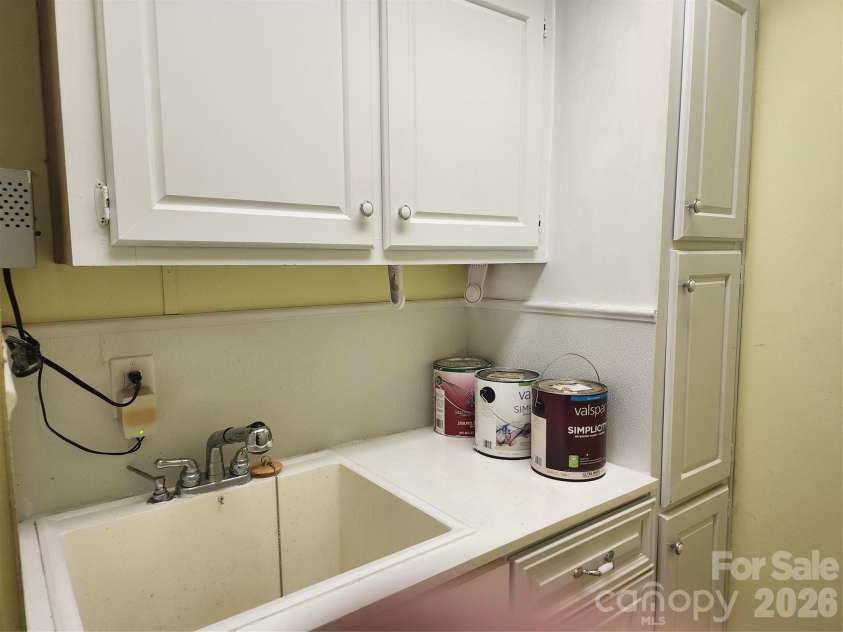 189 Brook Creek Drive, Troutman, NC 28166.  MLS# CAR4380851, YatesRealty ID 21359. 