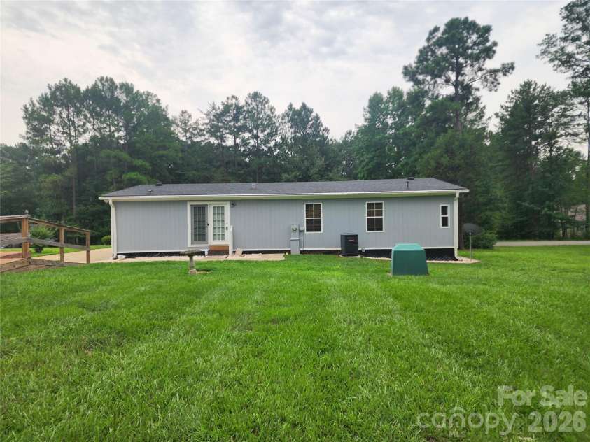 189 Brook Creek Drive, Troutman, NC 28166.  MLS# CAR4380851, YatesRealty ID 21359. 