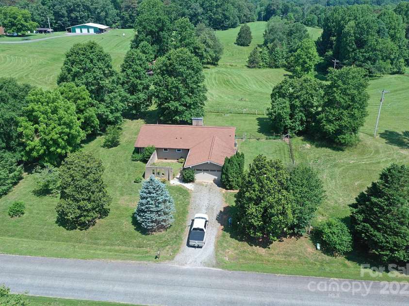 157 Blackberry Lane, Taylorsville, NC 28681.  MLS# CAR4270173, YatesRealty ID 21360. 