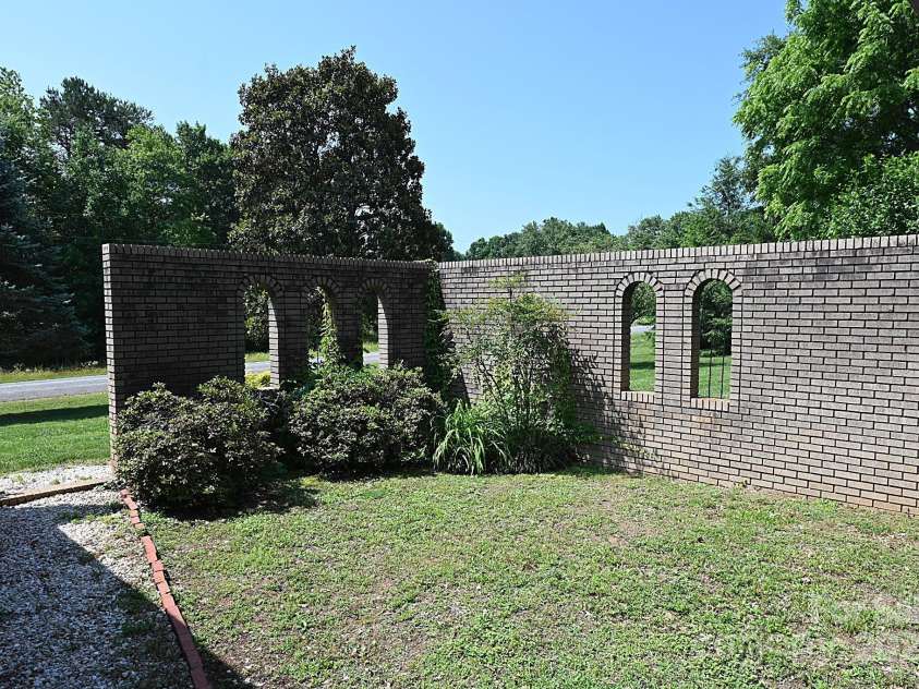 157 Blackberry Lane, Taylorsville, NC 28681.  MLS# CAR4270173, YatesRealty ID 21360. 