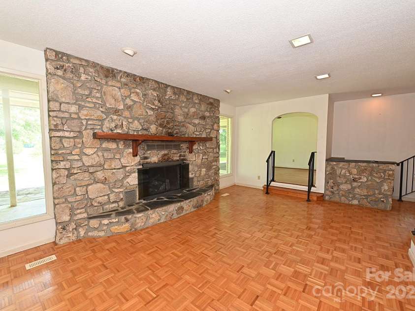 157 Blackberry Lane, Taylorsville, NC 28681.  MLS# CAR4270173, YatesRealty ID 21360. 