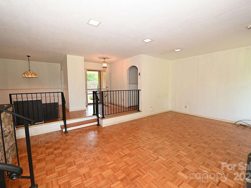 157 Blackberry Lane, Taylorsville, NC 28681.  MLS# CAR4270173, YatesRealty ID 21360. 