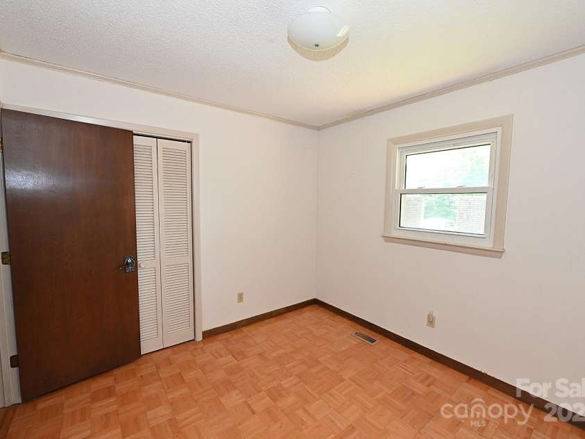 157 Blackberry Lane, Taylorsville, NC 28681.  MLS# CAR4270173, YatesRealty ID 21360. 