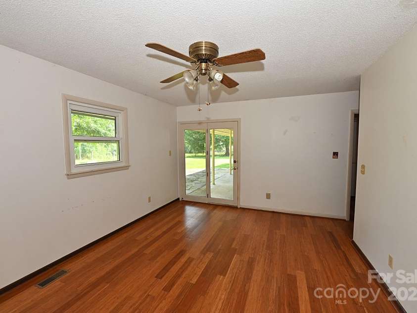 157 Blackberry Lane, Taylorsville, NC 28681.  MLS# CAR4270173, YatesRealty ID 21360. 