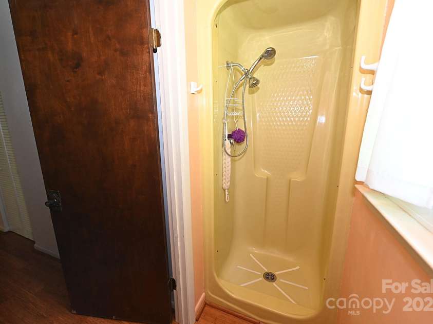 157 Blackberry Lane, Taylorsville, NC 28681.  MLS# CAR4270173, YatesRealty ID 21360. 