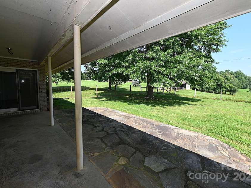 157 Blackberry Lane, Taylorsville, NC 28681.  MLS# CAR4270173, YatesRealty ID 21360. 