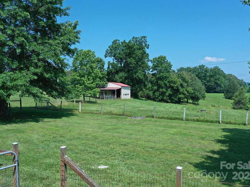 157 Blackberry Lane, Taylorsville, NC 28681.  MLS# CAR4270173, YatesRealty ID 21360. 