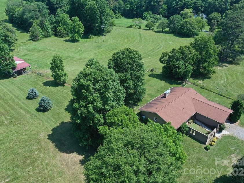 157 Blackberry Lane, Taylorsville, NC 28681.  MLS# CAR4270173, YatesRealty ID 21360. 