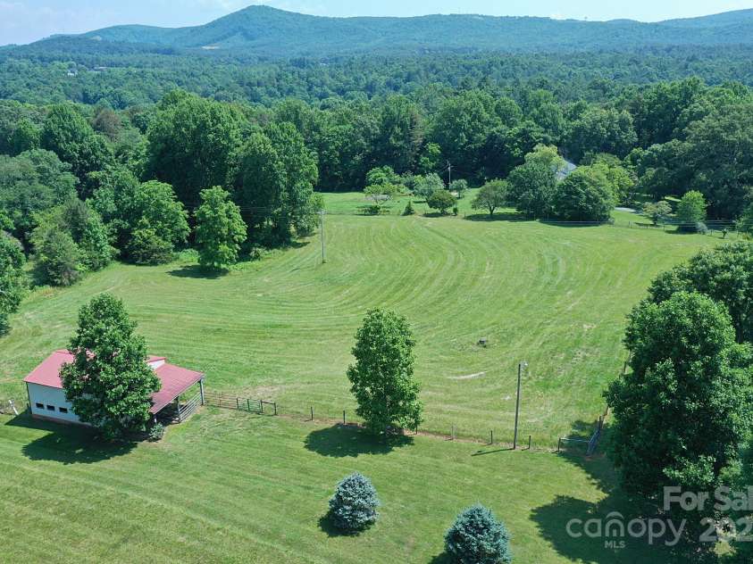 157 Blackberry Lane, Taylorsville, NC 28681.  MLS# CAR4270173, YatesRealty ID 21360. 