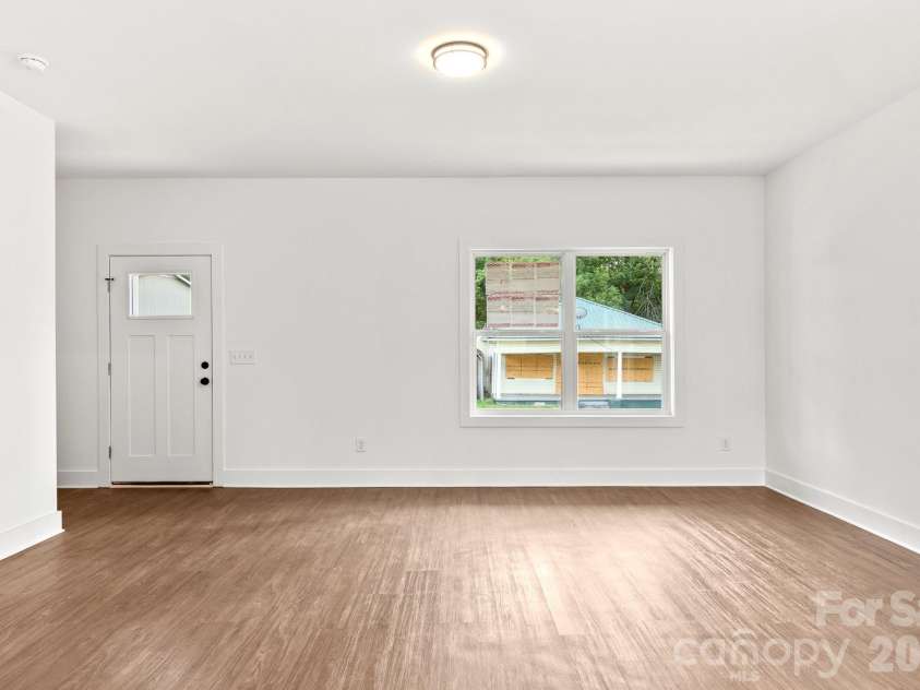 208 Myron Place, Salisbury, NC 28144.  MLS# CAR4380546, YatesRealty ID 21360. 