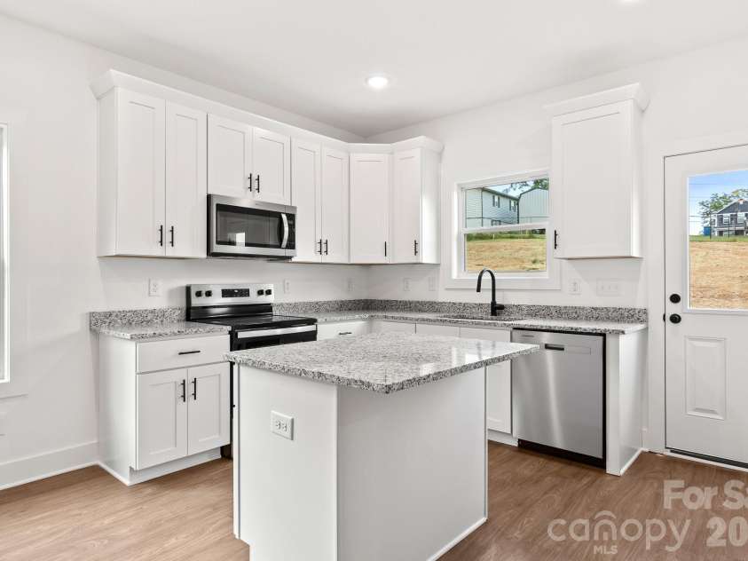 208 Myron Place, Salisbury, NC 28144.  MLS# CAR4380546, YatesRealty ID 21360. 