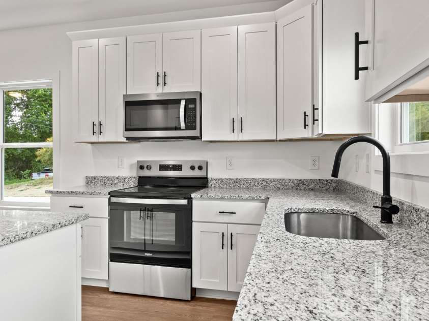 208 Myron Place, Salisbury, NC 28144.  MLS# CAR4380546, YatesRealty ID 21360. 