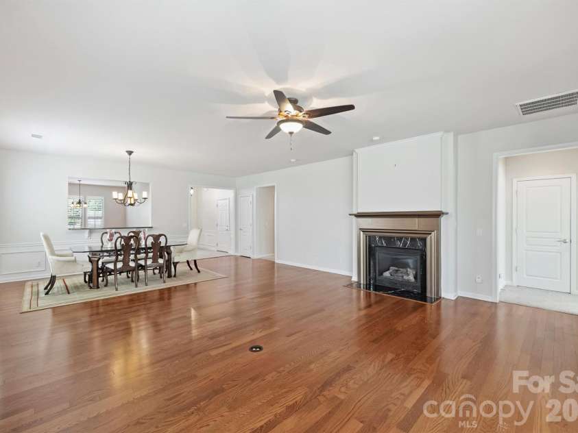 23116 Kingfisher Drive, Fort Mill, SC 29707.  MLS# CAR4378477, YatesRealty ID 21361. 