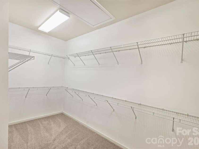 23116 Kingfisher Drive, Fort Mill, SC 29707.  MLS# CAR4378477, YatesRealty ID 21361. 