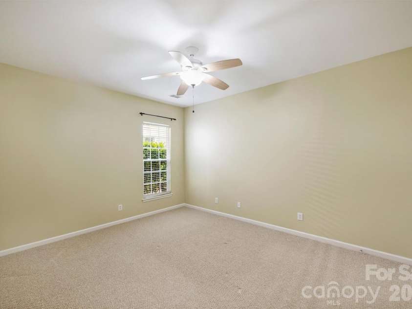 23116 Kingfisher Drive, Fort Mill, SC 29707.  MLS# CAR4378477, YatesRealty ID 21361. 
