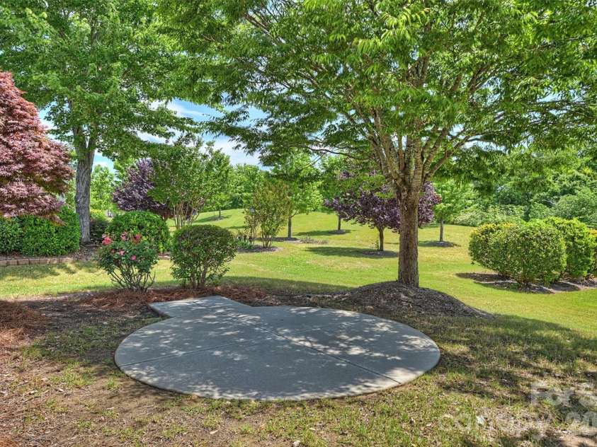 23116 Kingfisher Drive, Fort Mill, SC 29707.  MLS# CAR4378477, YatesRealty ID 21361. 