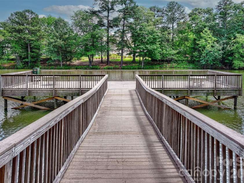23116 Kingfisher Drive, Fort Mill, SC 29707.  MLS# CAR4378477, YatesRealty ID 21361. 