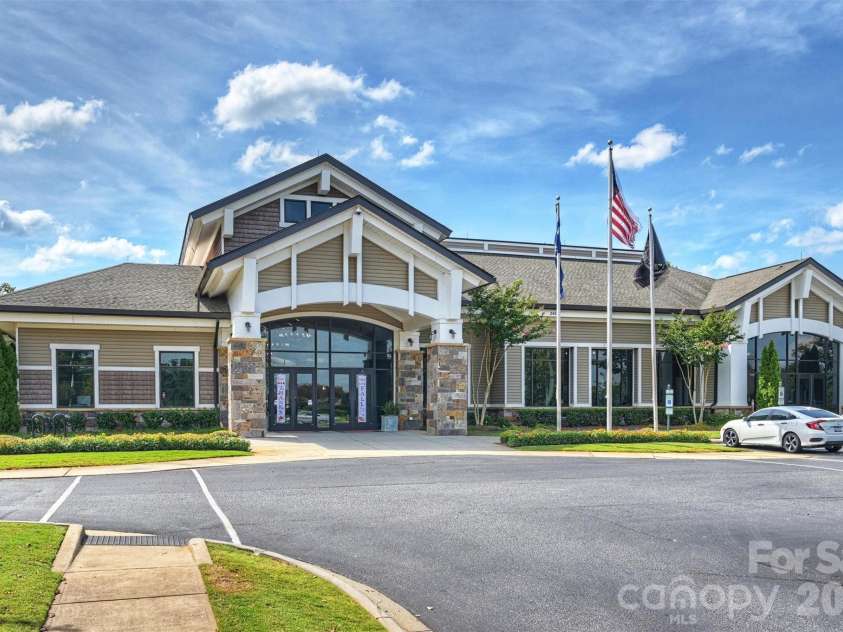 23116 Kingfisher Drive, Fort Mill, SC 29707.  MLS# CAR4378477, YatesRealty ID 21361. 